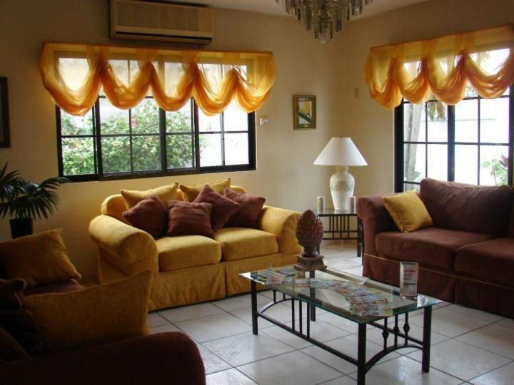 Hotel Casa La Cordillera San Pedro Sula Exterior photo