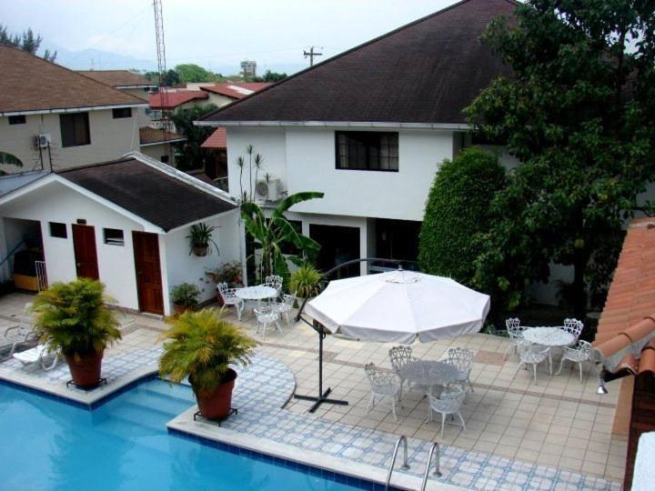Hotel Casa La Cordillera San Pedro Sula Exterior photo